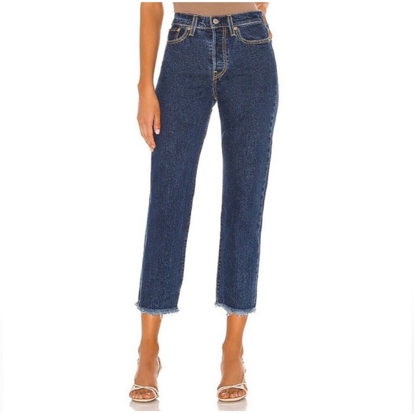 Levi's Premium Wedgie Straight Buttonfly Crop Raw Hem Women's Jeans size READ - Picture 1 of 16